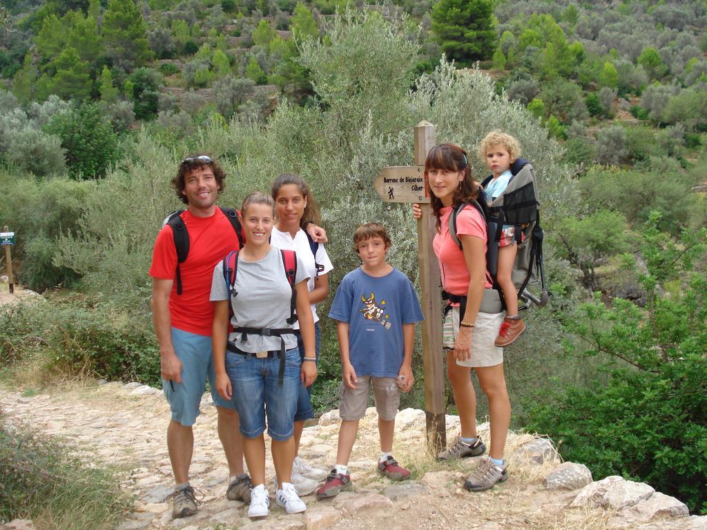 La Closa Castellar De N'Hug Exterior photo